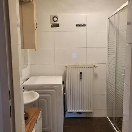 Up To 5 Guests Апартаменты *